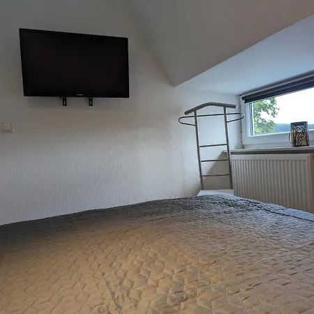 Ferien- Monteurwohnung Sting Apartment