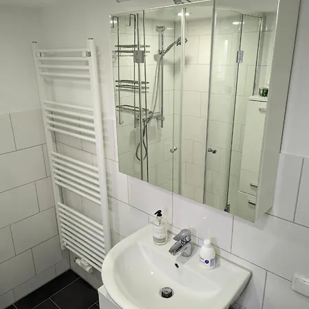 Ferien- Monteurwohnung Sting * Siegen